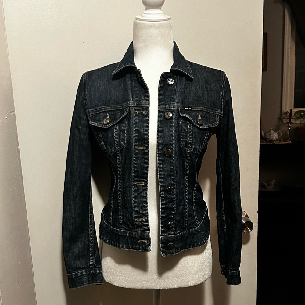 Dark Blue Jean : Denim Jacket